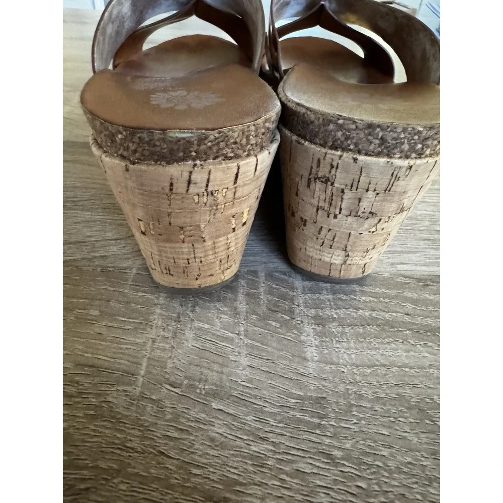 Yellow Box Ilysa Women's Platform Mule Slide On Sandals Shoes Size 8 EUC SB18 - Picture 3 of 6